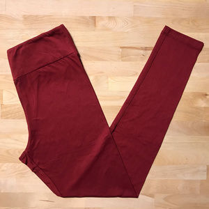 🛍 SALE 💰 Rich red yoga waistband legging